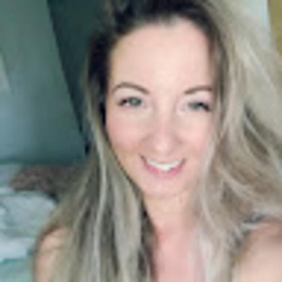 Meet your Posher, Manda - Picture 1 of 1